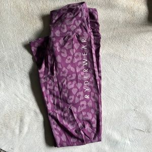 Ryderwear Pink cheetah leggings